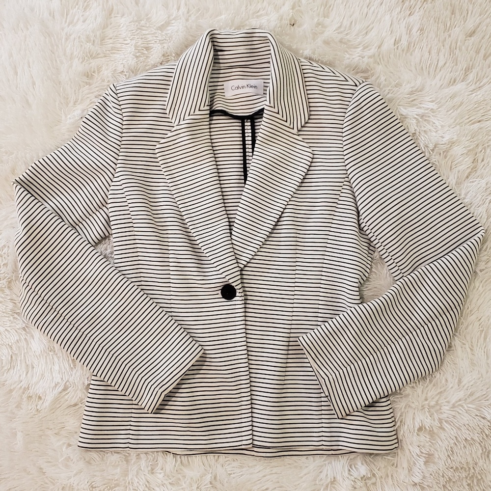 Calvin Klein Structured Striped Blazer